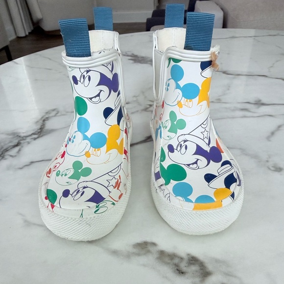 Zara Kids Disney Mickey Mouse Rain Boots - Picture 3 of 9